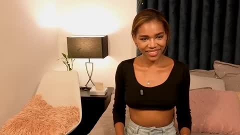 Lily Miiller online show from September 23, 8:45 pm