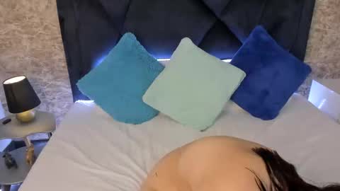 LilyWoodz online show from January 15, 10:46 pm