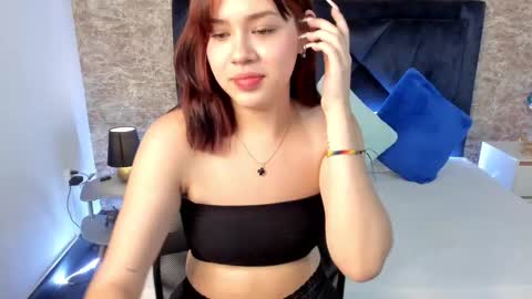 LilyWoodz online show from January 20, 6:32 pm