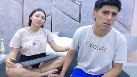 Snapshot of lily_y_finn chatting on November 22, 12:37 pm LYLY Y FINN online show from November 22, 12:37 pm