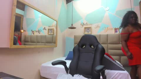 Lily online show from January 28, 9:19 am