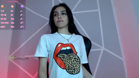 Liliana louise online show from December 3, 2:27 pm