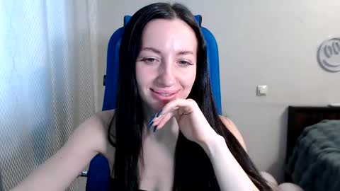 Lily online show from December 13, 7:58 am