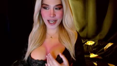 IM YOUR TRUE GODESS Lilymonstercock online show from January 9, 2:33 am