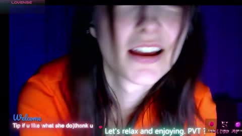 Snapshot of lilyxsky chatting on November 12, 2:50 pm LilyXSky online show from November 12, 2:50 pm