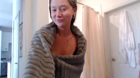 Lily Monroe online show from October 5, 7:56 pm