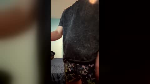 lima_tunes online show from December 18, 11:00 pm