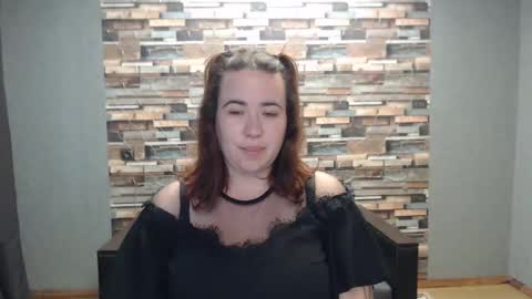 Snapshot of limalagris chatting on February 1, 10:37 am busty princess online show from February 1, 10:37 am