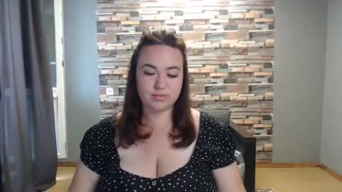 Snapshot of limalagris chatting on September 20, 7:20 am busty princess online show from September 20, 7:20 am