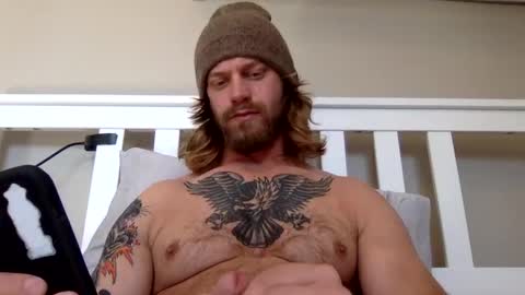 Snapshot of limitlesschris chatting on March 3, 5:29 pm Chris online show from March 3, 5:29 pm