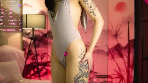 Lin Use menu to play with me  online show from February 15, 1:38 pm