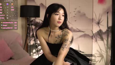 Lin Use menu to play with me  online show from March 7, 6:11 pm