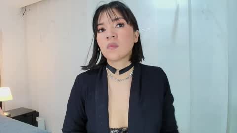  Lina Bedoya  online show from October 8, 11:30 am