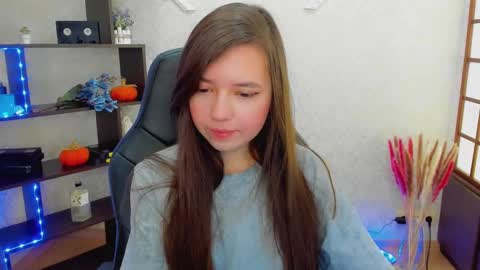 Lina online show from December 22, 1:55 am