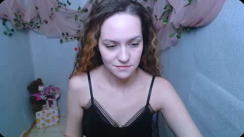 Snapshot of lina_star_s chatting on December 15, 8:08 am Lina online show from December 15, 8:08 am