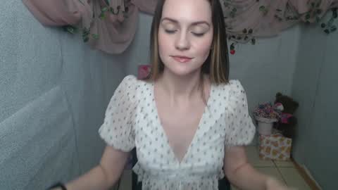 Snapshot of lina_star_s chatting on January 7, 9:29 am Lina online show from January 7, 9:29 am