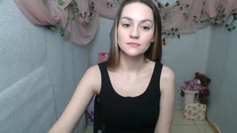 Snapshot of lina_star_s chatting on January 9, 7:10 am Lina online show from January 9, 7:10 am