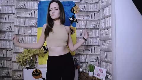 Snapshot of lina_star_s chatting on October 22, 6:35 am Lina online show from October 22, 6:35 am