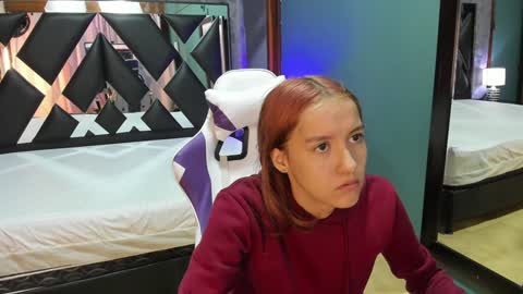  Linda  online show from December 29, 11:07 am