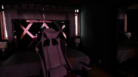  Linda  online show from January 25, 9:14 pm