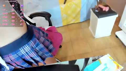  Linda  online show from September 30, 6:57 pm