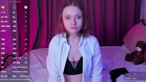 Snapshot of linda__bryant chatting on January 3, 3:49 am Linda GMT2 Mon Tu Fri Sa Su 0300am-1000 am online show from January 3, 3:49 am