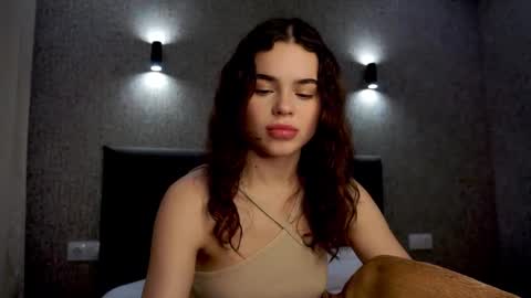 Linda online show from December 3, 1:09 pm