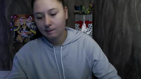 Linda online show from November 19, 5:46 pm