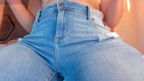 Linda Saenz online show from March 5, 3:07 pm