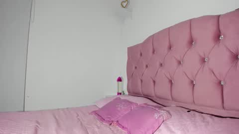 LINDA  online show from November 13, 11:09 am