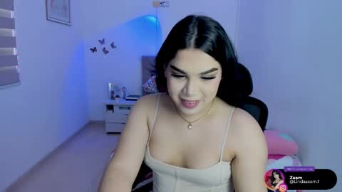 Snapshot of linda_zaam8386 chatting on November 9, 9:46 pm online show from November 9, 9:46 pm