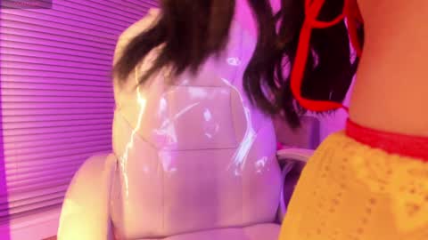 linda miller online show from February 4, 9:38 am