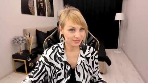 lindasandy online show from November 6, 10:49 am