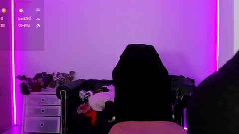 Linda  --  online show from January 27, 9:44 pm