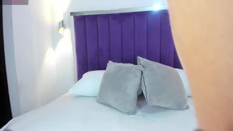 LINDA online show from December 13, 12:06 pm