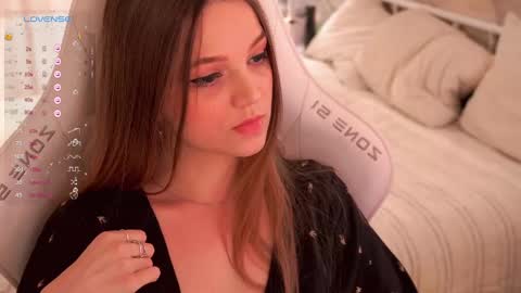 linesssssa online show from February 19, 10:31 pm