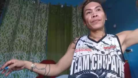 weng bustamante online show from September 29, 7:13 am