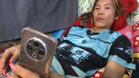 weng bustamante online show from November 18, 7:35 am