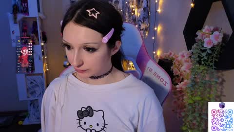 Snapshot of liniq chatting on February 8, 9:57 pm Lina online show from February 8, 9:57 pm