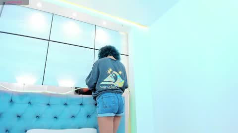  LIS ROUS  online show from September 11, 11:43 am