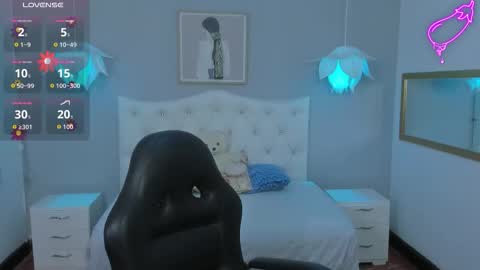 Lisa online show from October 23, 6:06 pm