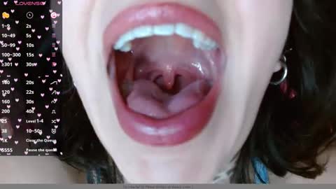 Lisa online show from January 8, 1:32 am