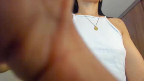 Lisa  online show from February 10, 2:59 pm