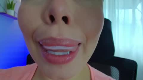 Lisbet online show from February 27, 2:32 pm