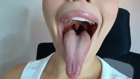 Lisbet online show from October 7, 6:38 pm