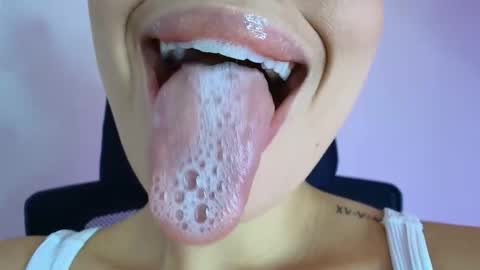 Lisbet online show from November 6, 10:32 pm