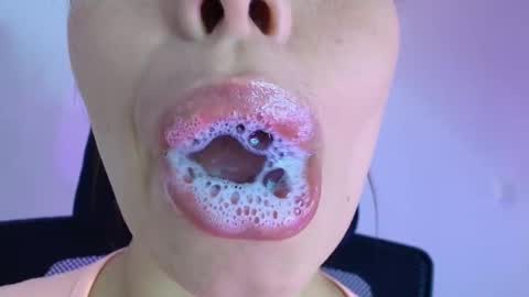 Lisbet online show from November 22, 5:01 pm