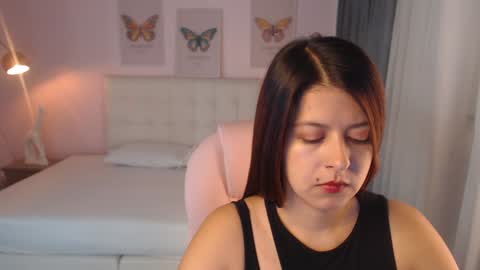 Andrea online show from January 9, 12:30 pm