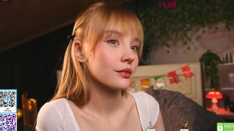 Snapshot of lissa_meooow chatting on September 11, 6:02 am your Liza again. Next stream Dec. 1 at 2 or 3 GMT online show from September 11, 6:02 am