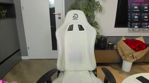 Alexa online show from December 15, 5:53 pm